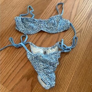 Frankie’s bikinis set